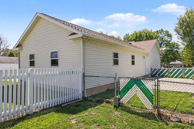 8223 Calvin Road, Battle Creek, MI 49017