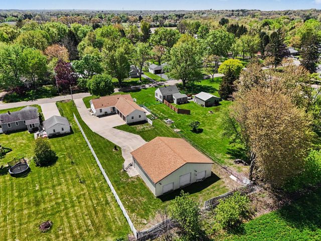 8223 Calvin Road, Battle Creek, MI 49017
