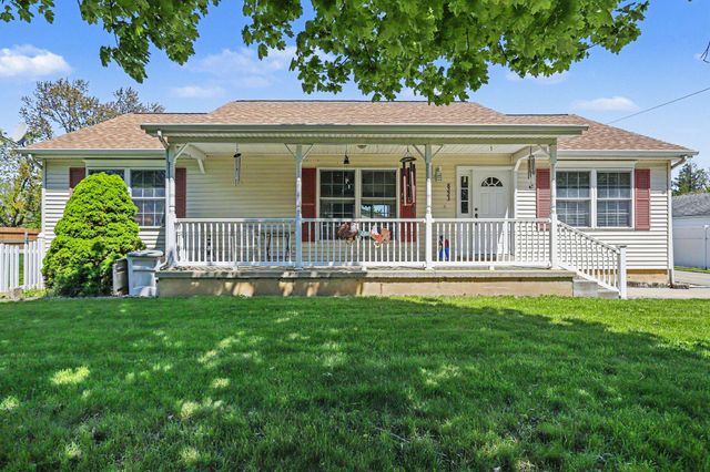 8223 Calvin Road, Battle Creek, MI 49017