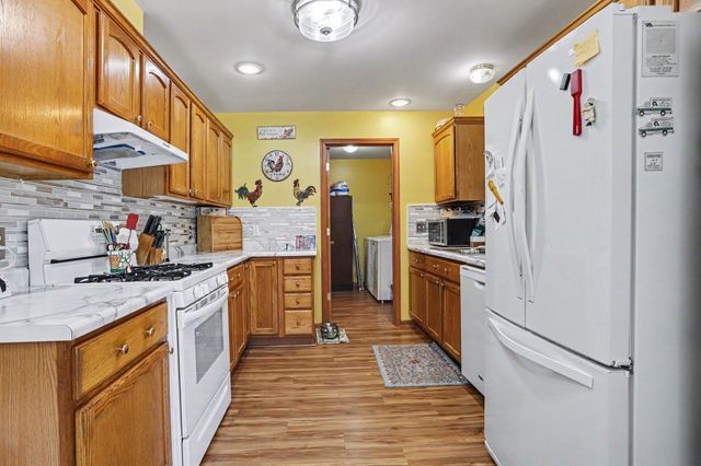 8223 Calvin Road, Battle Creek, MI 49017
