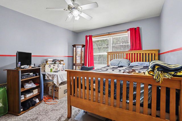 8223 Calvin Road, Battle Creek, MI 49017