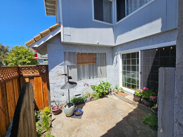 142 Bar Harbor Court, Aptos, CA 95003