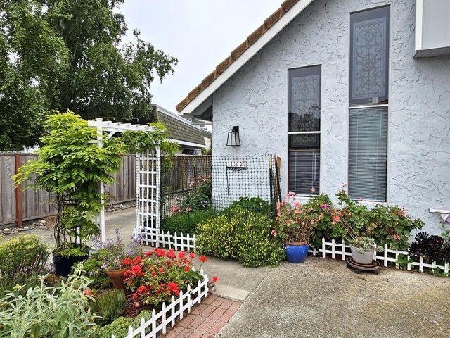 142 Bar Harbor Court, Aptos, CA 95003