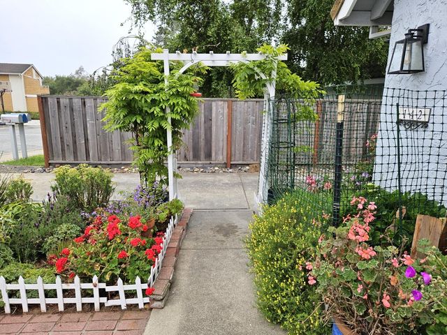 142 Bar Harbor Court, Aptos, CA 95003