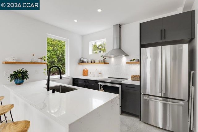 1169 Hearst Ave B, Berkeley, CA 94702