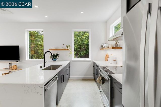1169 Hearst Ave B, Berkeley, CA 94702