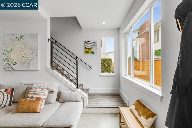 1169 Hearst Ave B, Berkeley, CA 94702