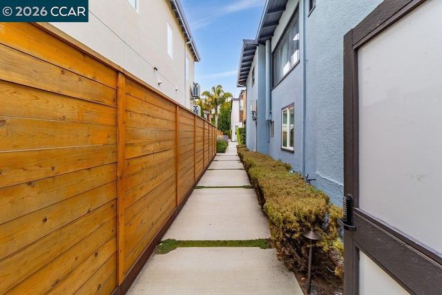 1169 Hearst Ave B, Berkeley, CA 94702