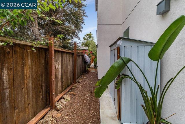 1169 Hearst Ave B, Berkeley, CA 94702