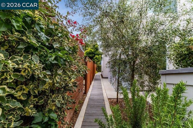 1169 Hearst Ave B, Berkeley, CA 94702