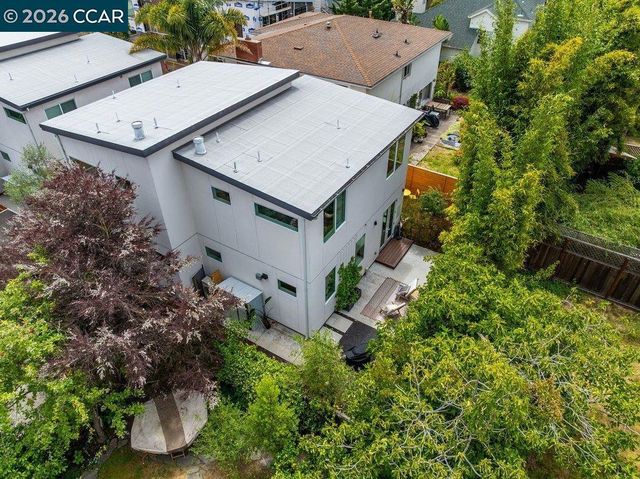 1169 Hearst Ave B, Berkeley, CA 94702