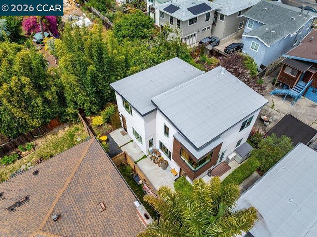 1169 Hearst Ave B, Berkeley, CA 94702