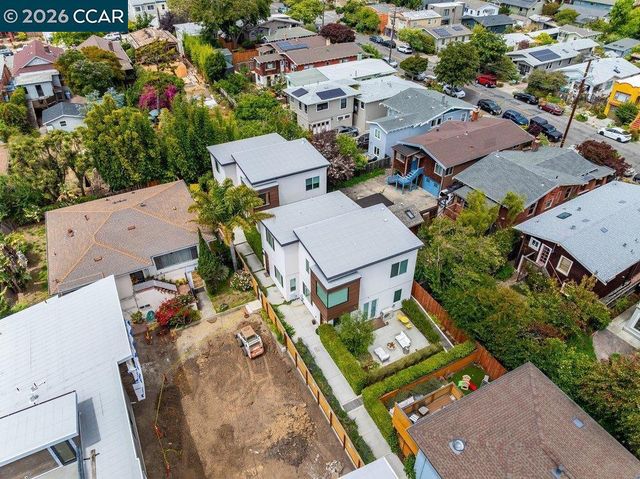 1169 Hearst Ave B, Berkeley, CA 94702