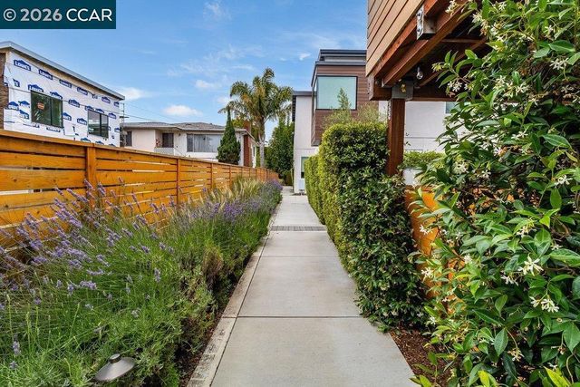1169 Hearst Ave B, Berkeley, CA 94702