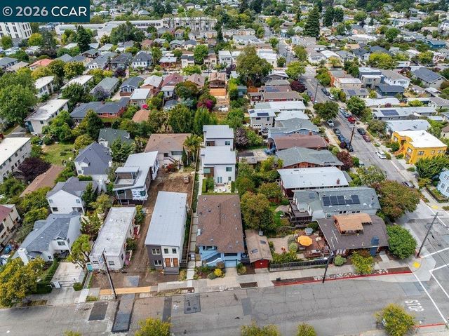 1169 Hearst Ave B, Berkeley, CA 94702