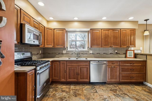 238 PARK AVE, Marlton, NJ 08053