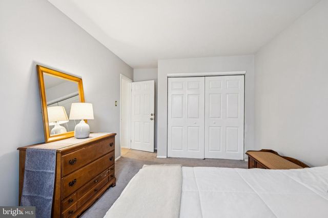 238 PARK AVE, Marlton, NJ 08053