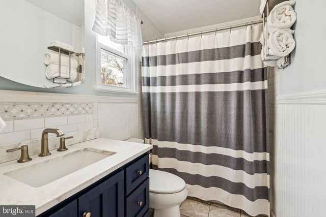 238 PARK AVE, Marlton, NJ 08053