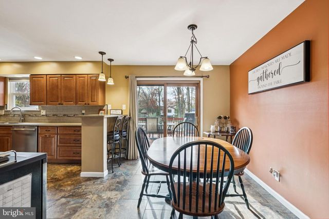 238 PARK AVE, Marlton, NJ 08053