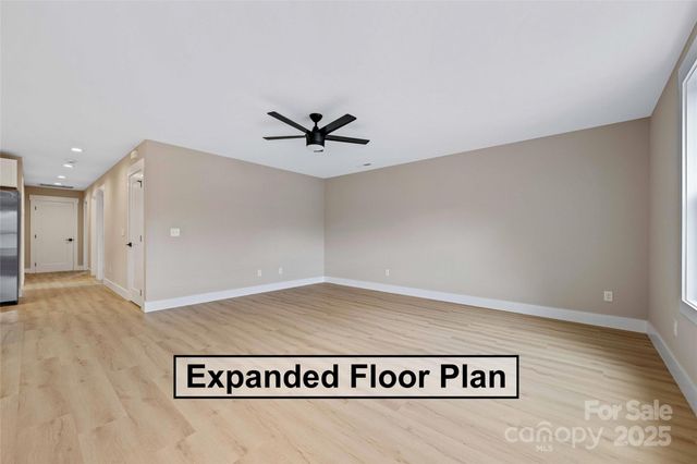 36 Harkins Avenue, Canton, NC 28716