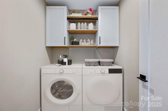 36 Harkins Avenue, Canton, NC 28716