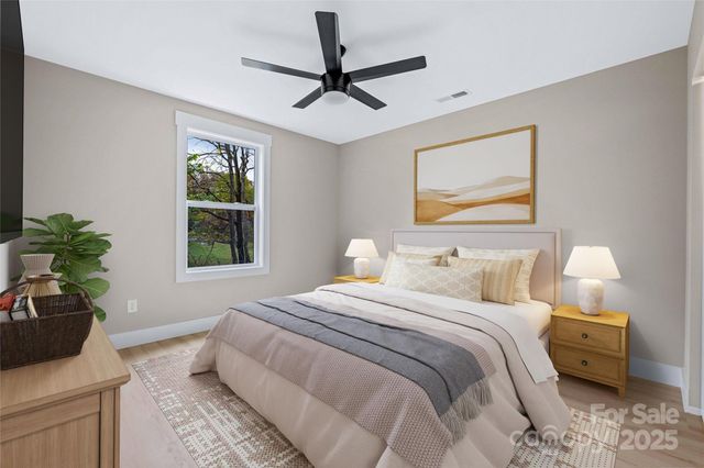 36 Harkins Avenue, Canton, NC 28716