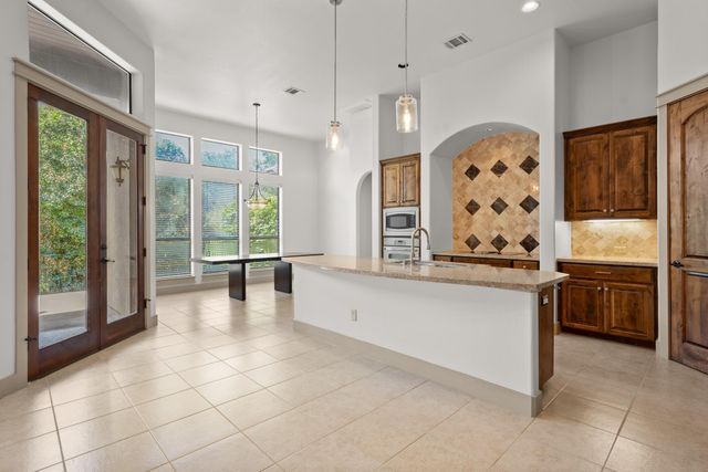 3000 Pamella CT, Austin, TX 78734