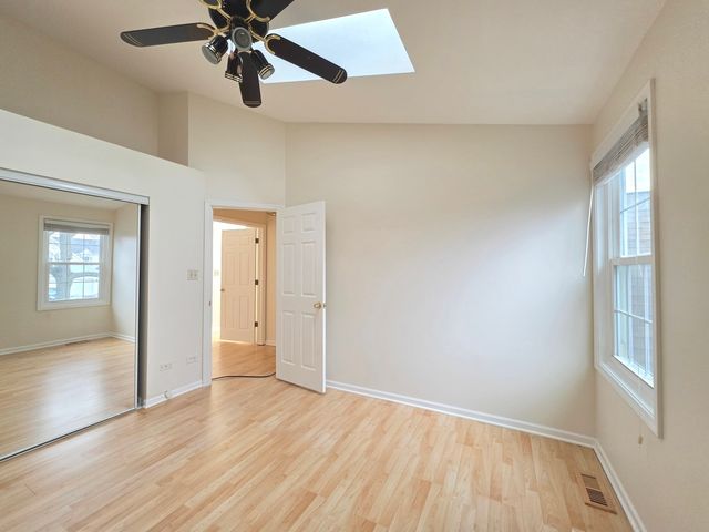 1376 Longacre Lane, Wheeling, IL 60090