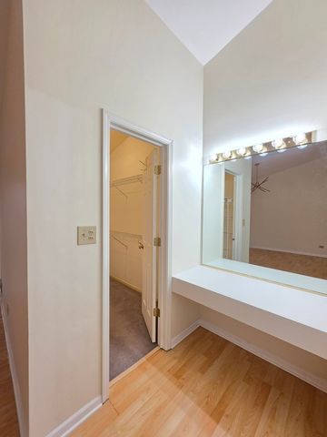 1376 Longacre Lane, Wheeling, IL 60090