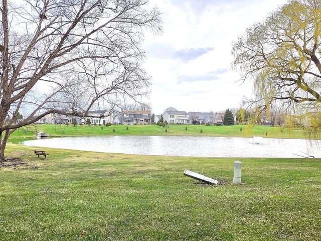 1376 Longacre Lane, Wheeling, IL 60090