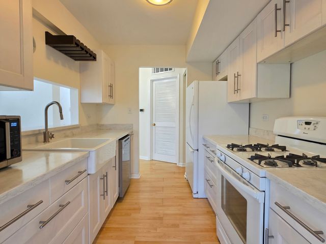 1376 Longacre Lane, Wheeling, IL 60090