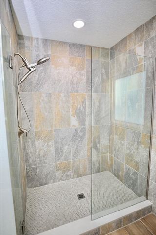 1646 ROBIN HOOD LANE, Clearwater, FL 33764