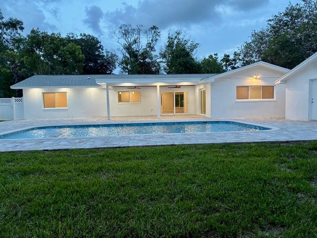 1646 ROBIN HOOD LANE, Clearwater, FL 33764
