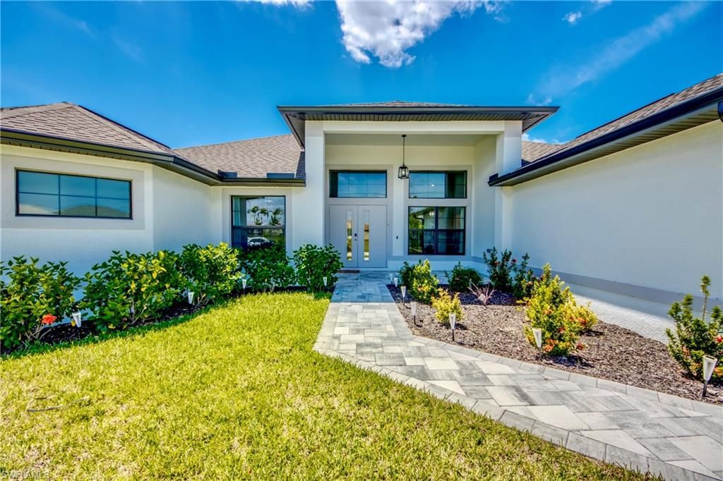 2104 SW 28th LN, CAPE CORAL, FL 33914 — photo 2