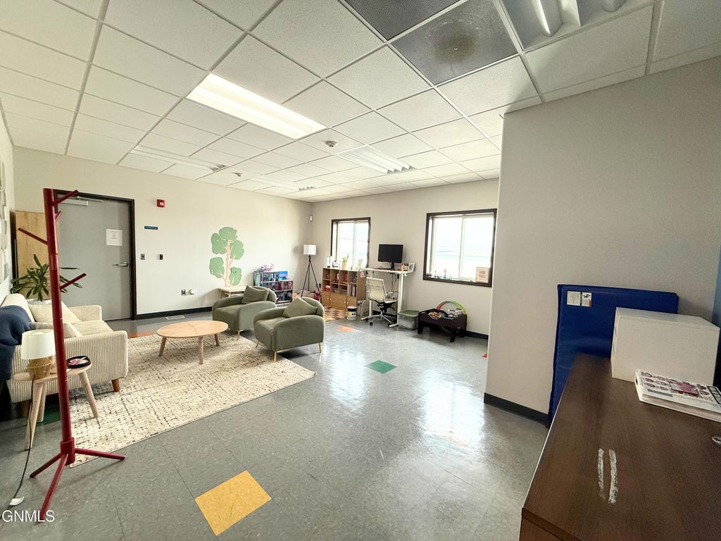 2407 2nd Avenue W, Williston, ND 58801 photo 14