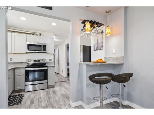 7120 Se 83RD Ave, Portland, OR 97266