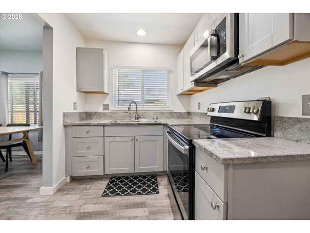 7120 Se 83RD Ave, Portland, OR 97266