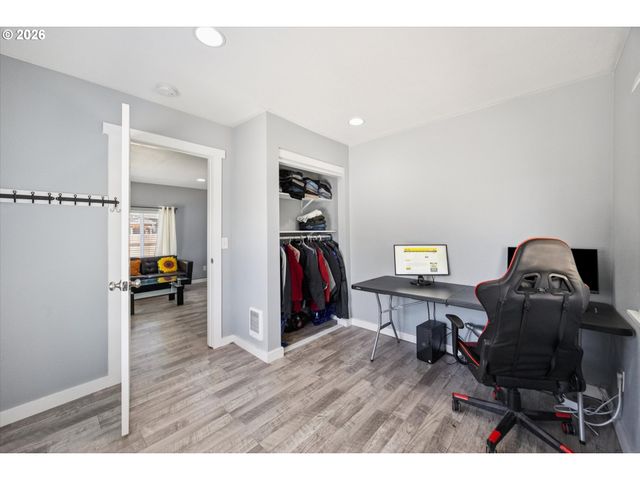 7120 Se 83RD Ave, Portland, OR 97266