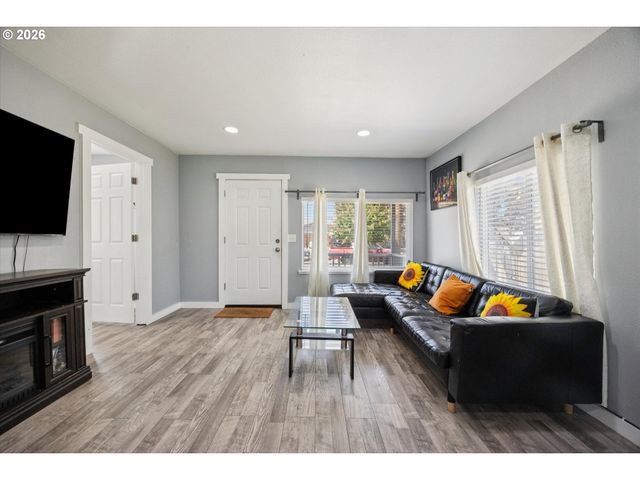 7120 Se 83RD Ave, Portland, OR 97266