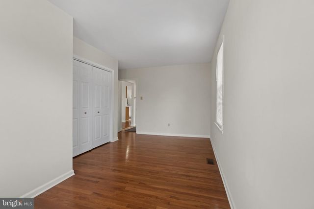 620 N LINCOLN AVE, Moorestown, NJ 08057