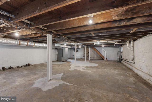 620 N LINCOLN AVE, Moorestown, NJ 08057