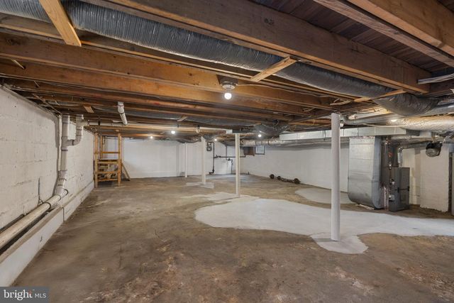 620 N LINCOLN AVE, Moorestown, NJ 08057