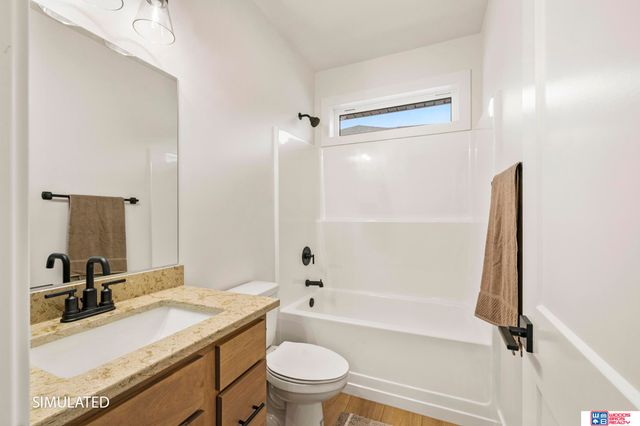 921 N 105th Street, Lincoln, NE 68527