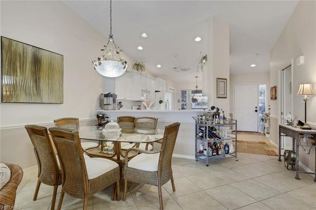 8620 Cedar Hammock CIR # 1121, Naples, FL 34112