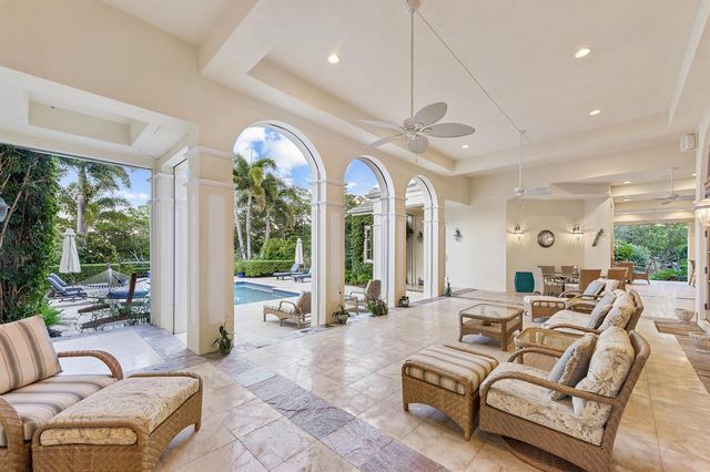 6968 SE Harbor Circle, Stuart, FL 34996