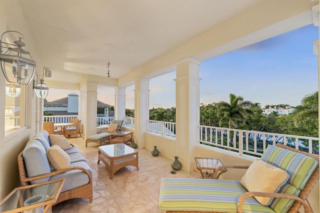 6968 SE Harbor Circle, Stuart, FL 34996