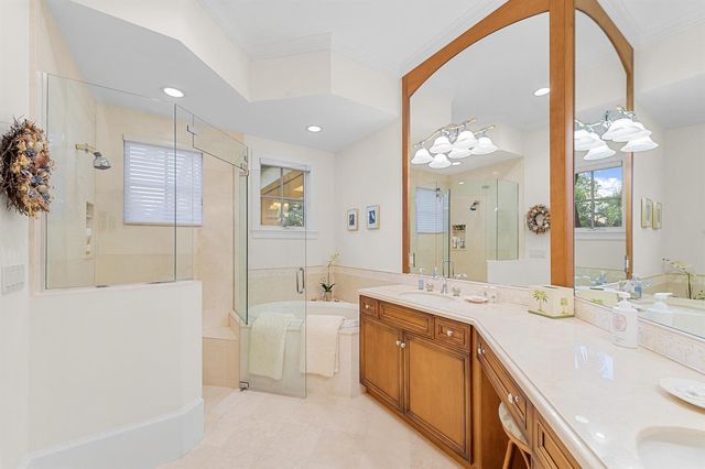 6968 SE Harbor Circle, Stuart, FL 34996