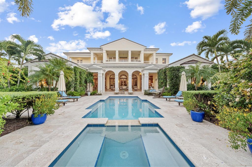 6968 SE Harbor Circle, Stuart, FL 34996