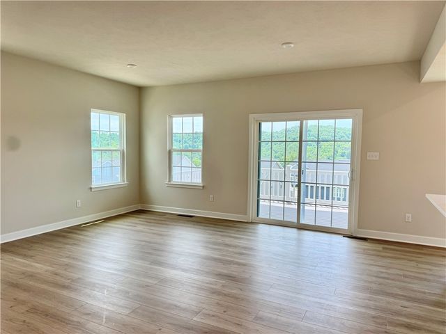 213 Winthrop Dr., Peters Twp, PA 15367