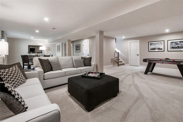 213 Winthrop Dr., Peters Twp, PA 15367